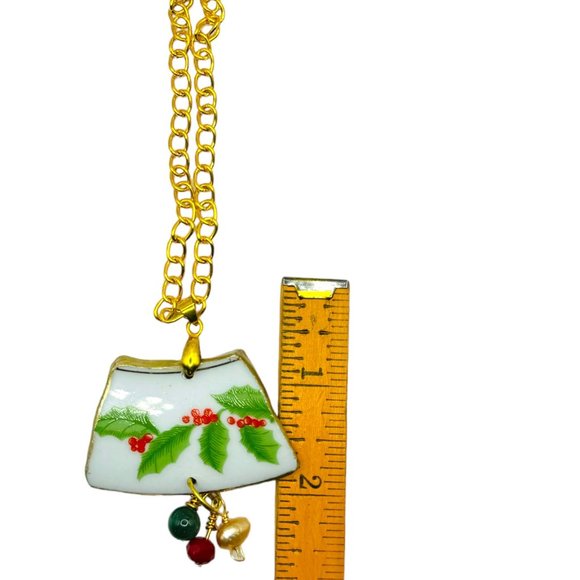 Holly Broken China Artisan Pendant w/ Pearls & Coral Berries & Bows Collection - Picture 12 of 17